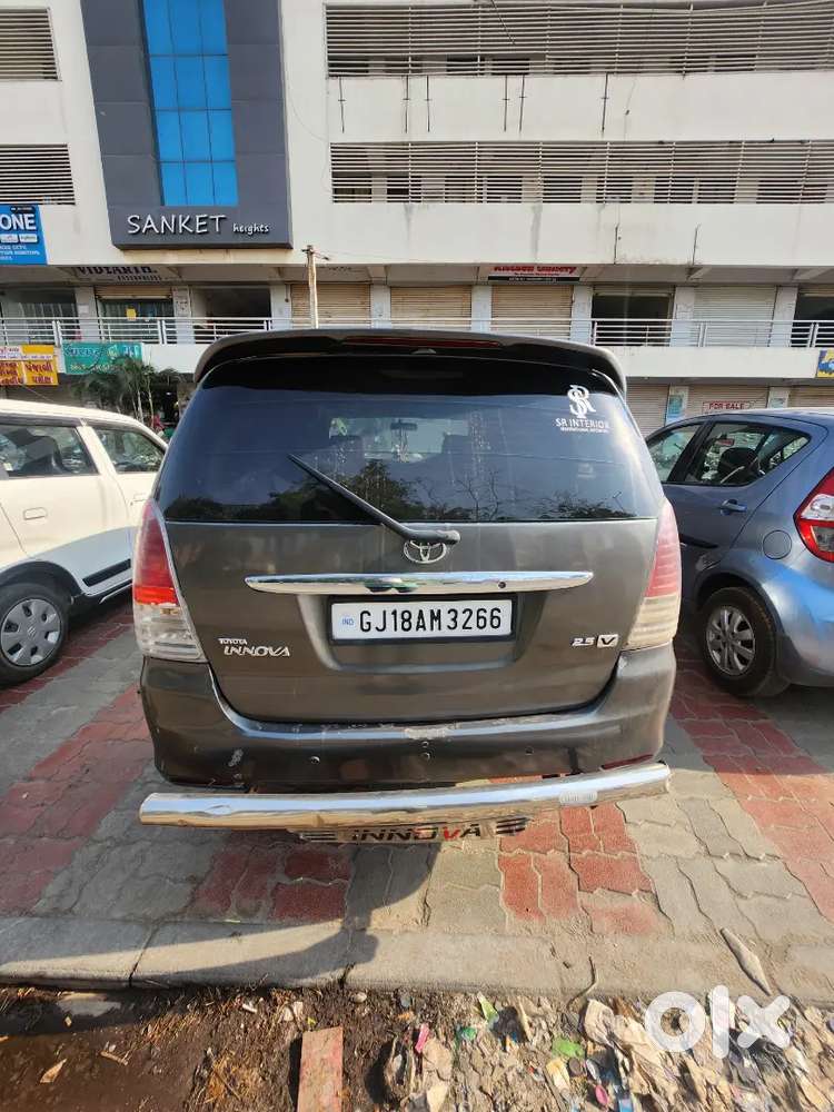 Toyota Innova 2013 Diesel Well Maintained