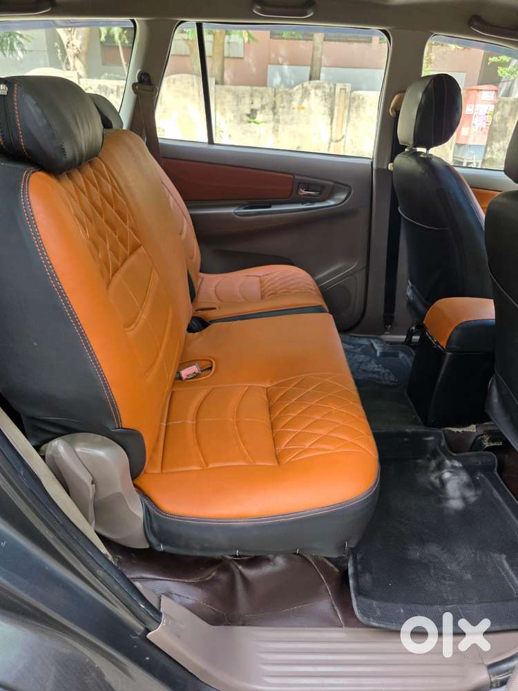 Toyota Innova 2.5 Ev Ps 8 Str Bs-iii, 2012, Diesel