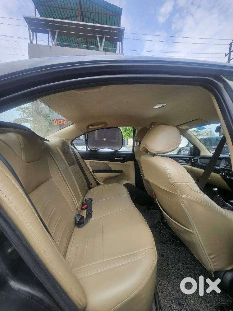 Honda Amaze 2nd Gen Vx, 2018, Petrol