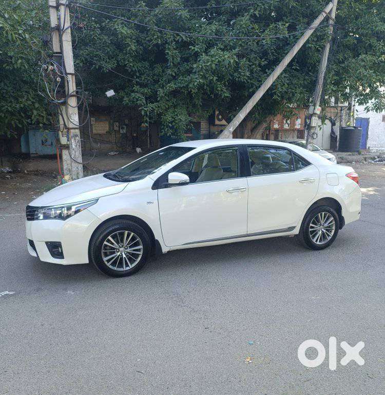 Toyota Corolla Altis Vl, 2014, Petrol
