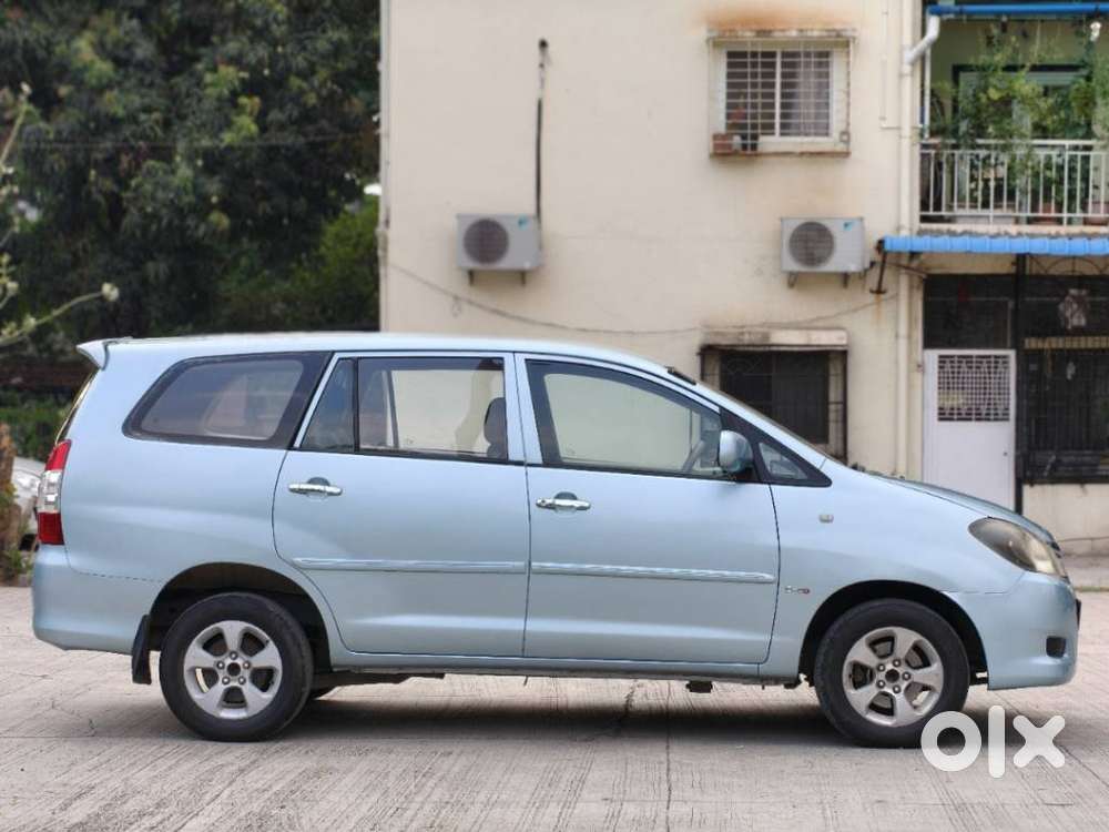 Toyota Innova 2.5 G (diesel) 8 Seater Bs Iv, 2011, Diesel
