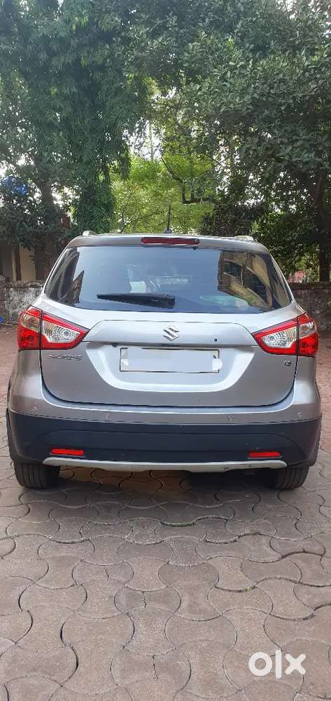 Maruti Suzuki S-cross 1.6 Alpha Diesel Well-maintained