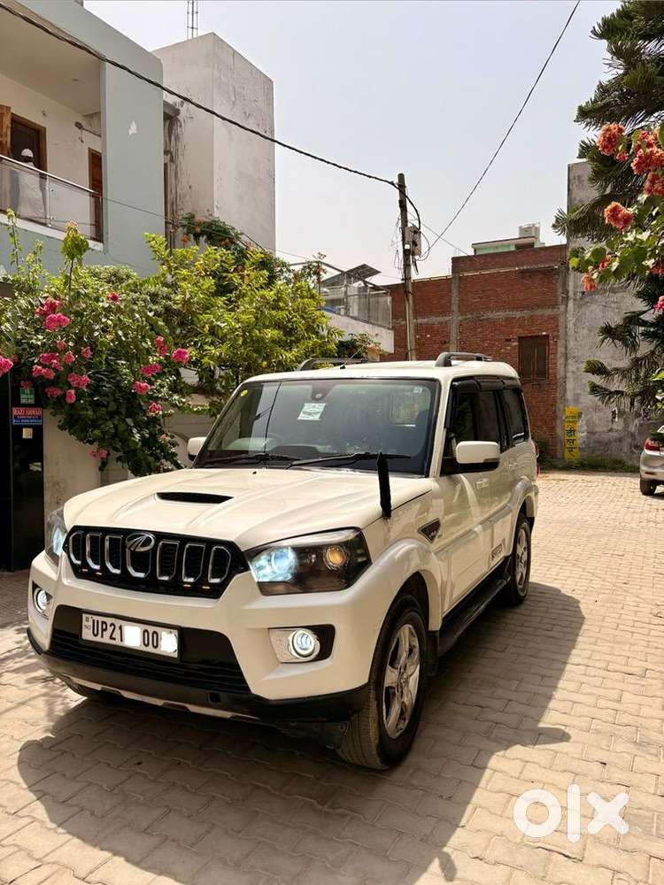 Mahindra Scorpio S11 Diesel  2019