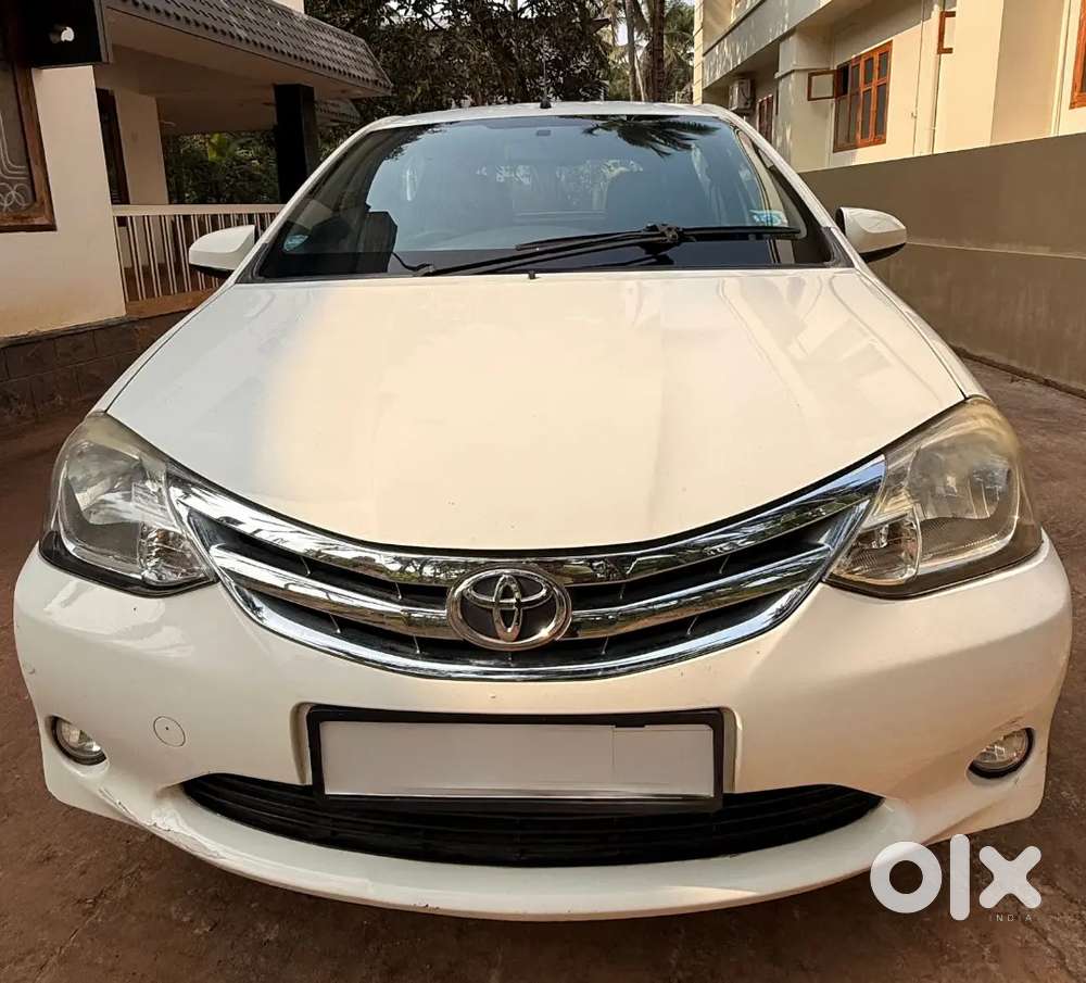 Toyota Etios Liva 2013 Petrol 74000 Km Driven