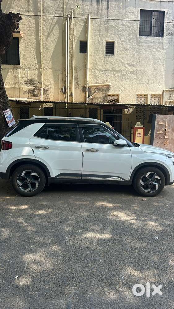 Hyundai Venue 2019 Diesel Well Maintained