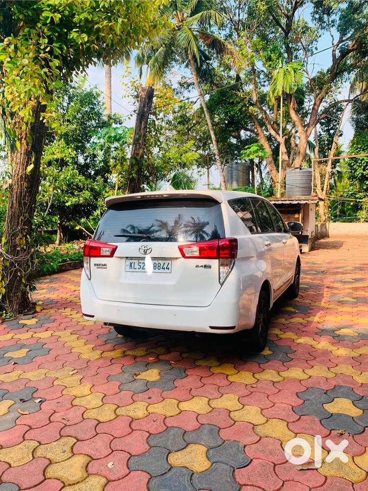 Toyota Innova Crysta Diesel 2018