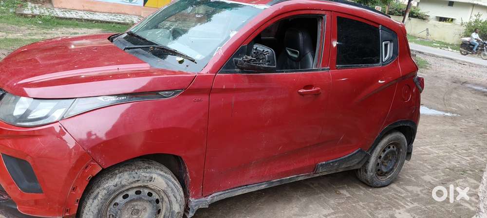 Mahindra Kuv 100 2016