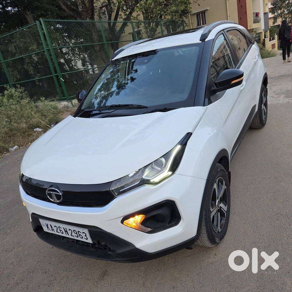 Tata Nexon 1.5 Revotorq Xm (s), 2021, Diesel