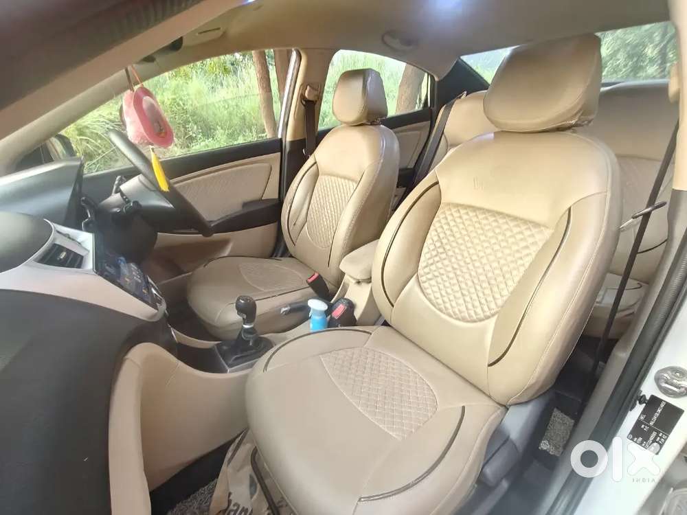 Hyundai Fluidic Verna 2016