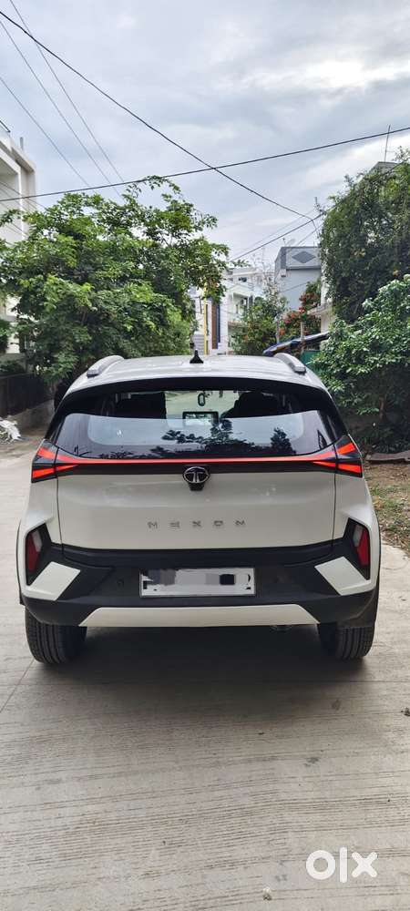 Tata Nexon Pure 1.2 S Revotron Petrol 6 Mt, 2024, Petrol