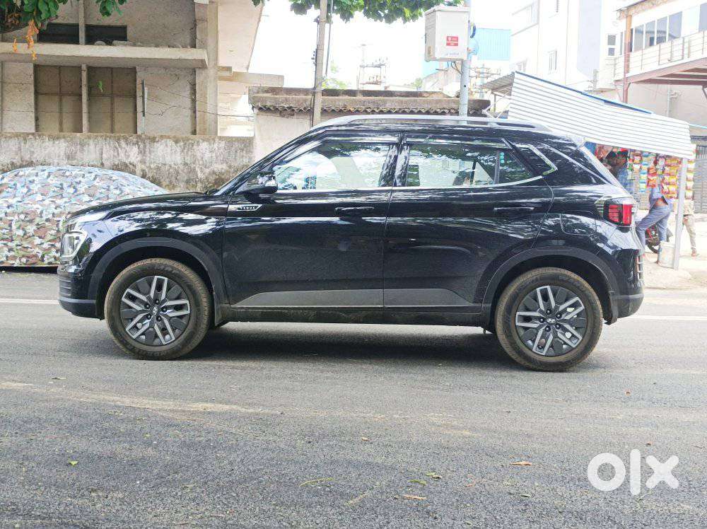 Hyundai Venue 1.0 S (o) Turbo Dct, 2024, Petrol