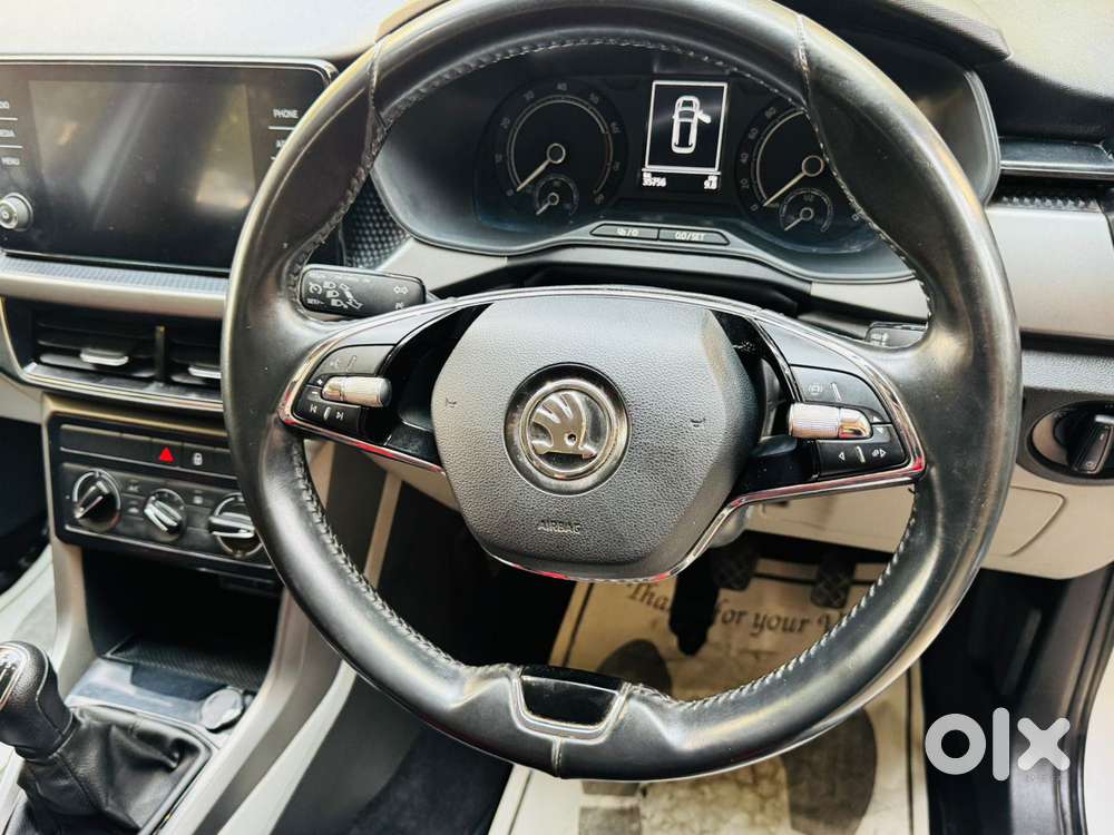 Skoda Kushaq Ambition 1.0l Tsi Mt, 2023, Petrol