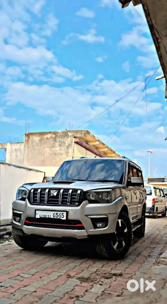 Mahindra Scorpio S10 To S11 Classic Convart 2015 Diesel