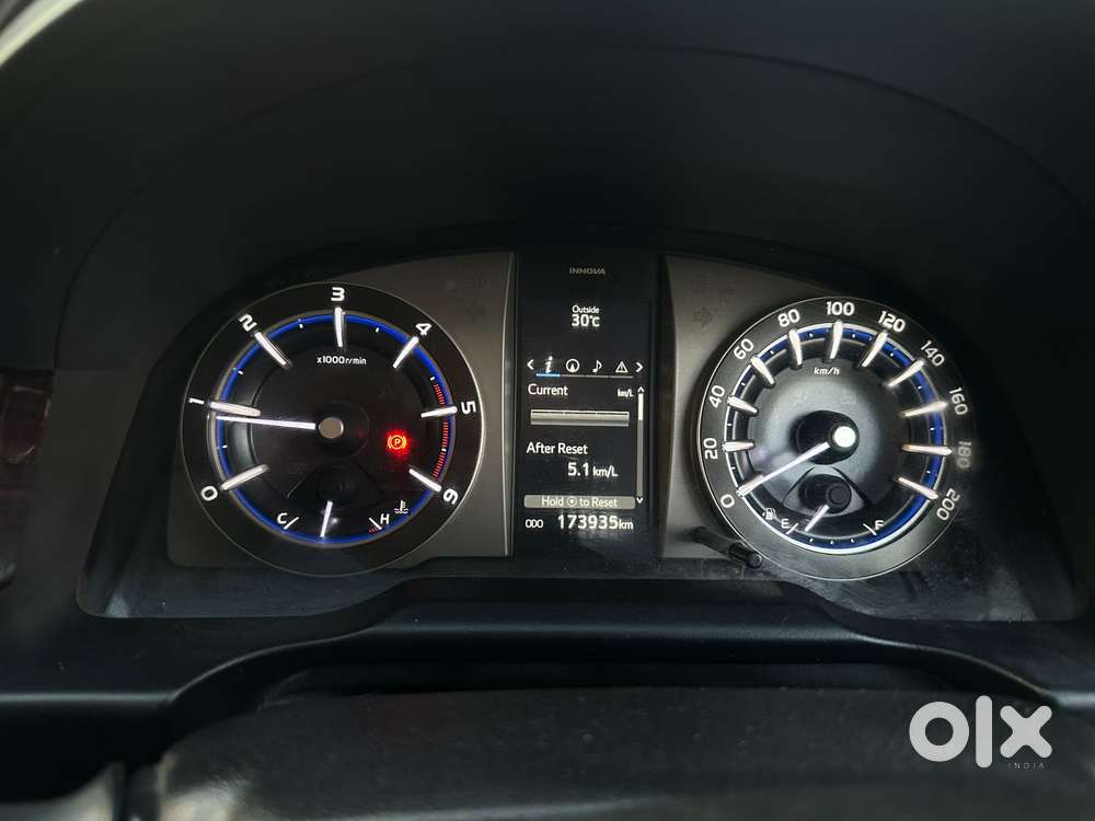 Toyota Innova Crysta 2.4 V, 2018, Diesel