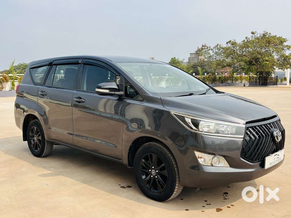 Toyota Innova Crysta 2.4 Gx Mt, 2016, Diesel