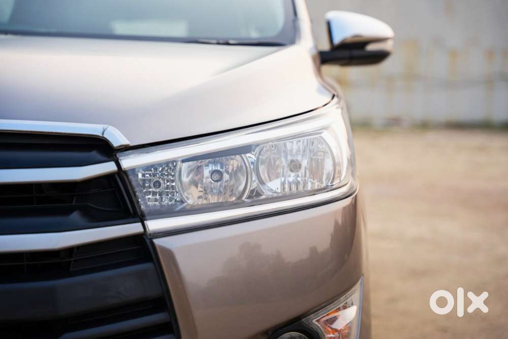 Toyota Innova Crysta 2.4 Gx Mt, 2017, Diesel