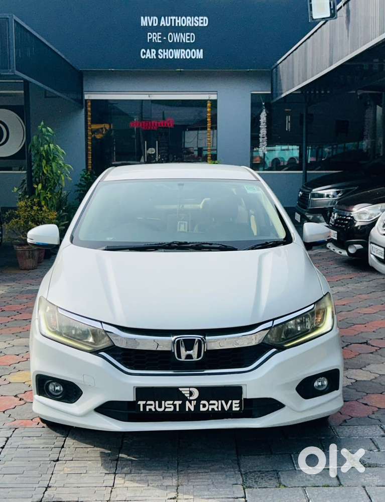 Honda City V Mt Exclusive, 2022, Petrol