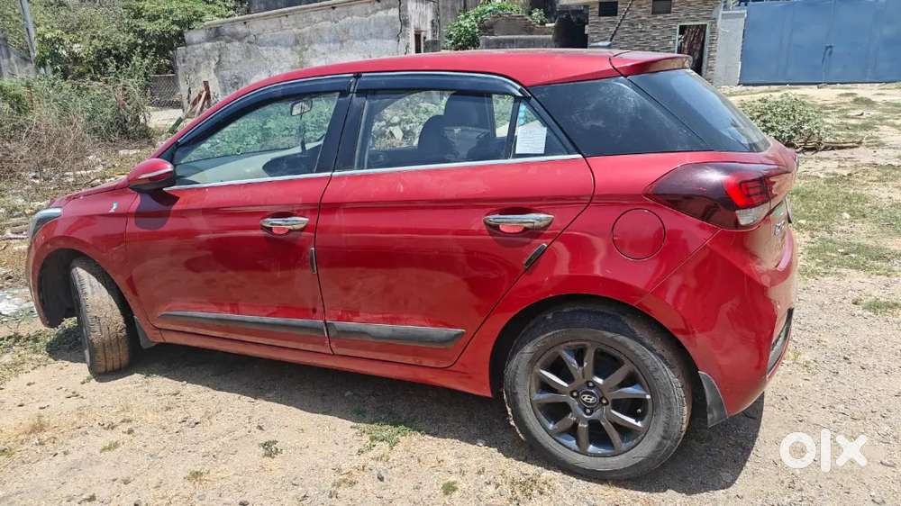 Hyundai I20 Sportz 2019 Model Petrol+cng  1st Owner Car