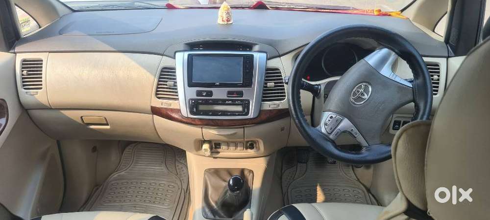 Toyota Innova 2.5 V 7 Str, 2014, Diesel