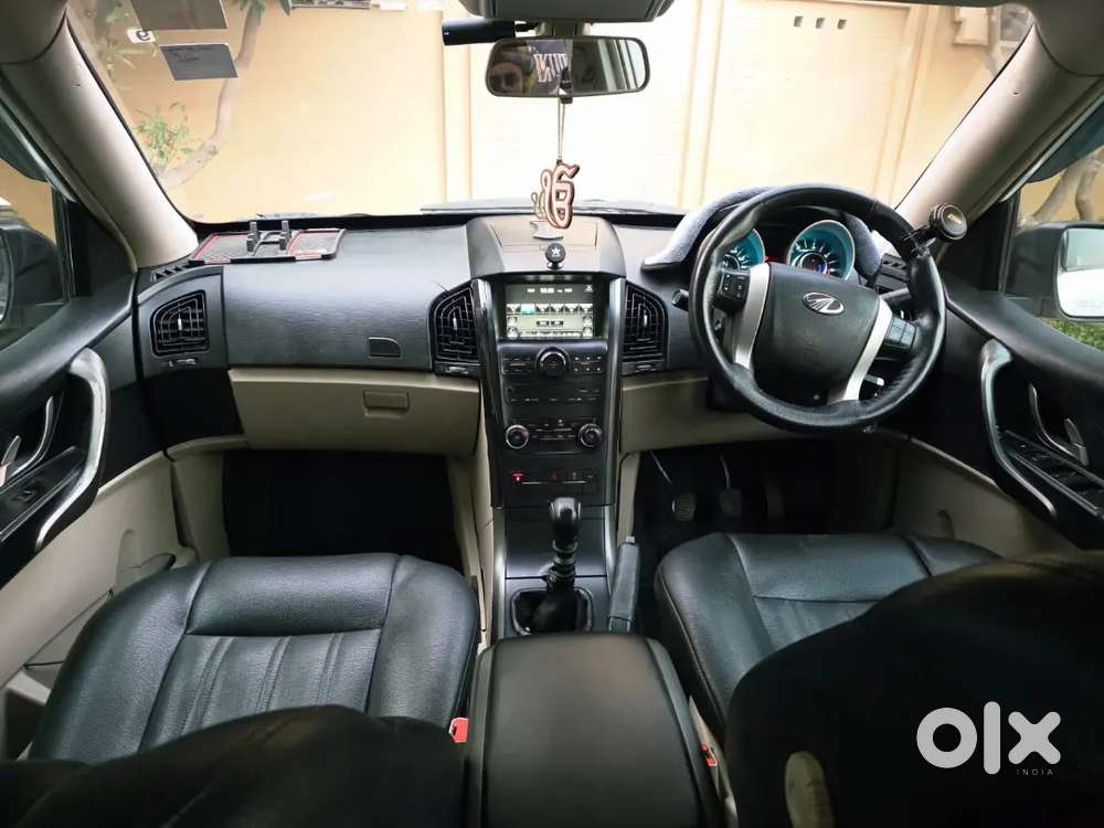 Mahindra Xuv500 2017 Diesel 98000 Km Driven