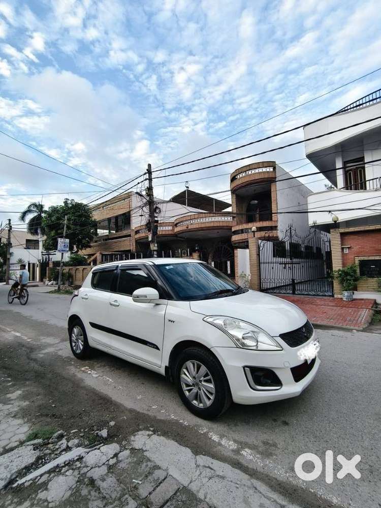 Maruti Suzuki Swift Vvt Zxi, 2015, Cng & Hybrids