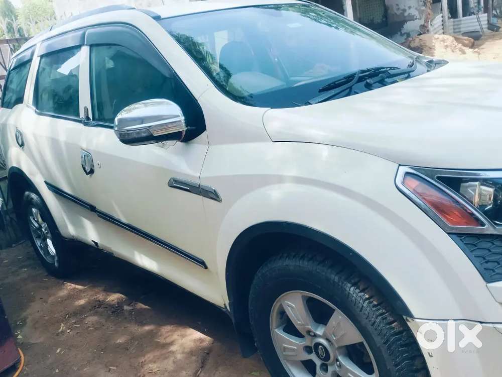 Xuv500w8  2012