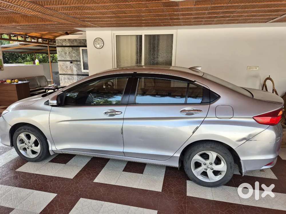 Honda City Vx Cvt Silver Colour
