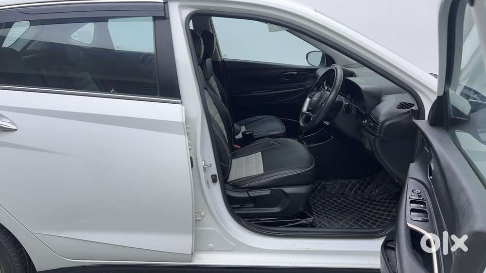 Hyundai I20 Asta (o) 1.2 Ivt, 2022, Petrol