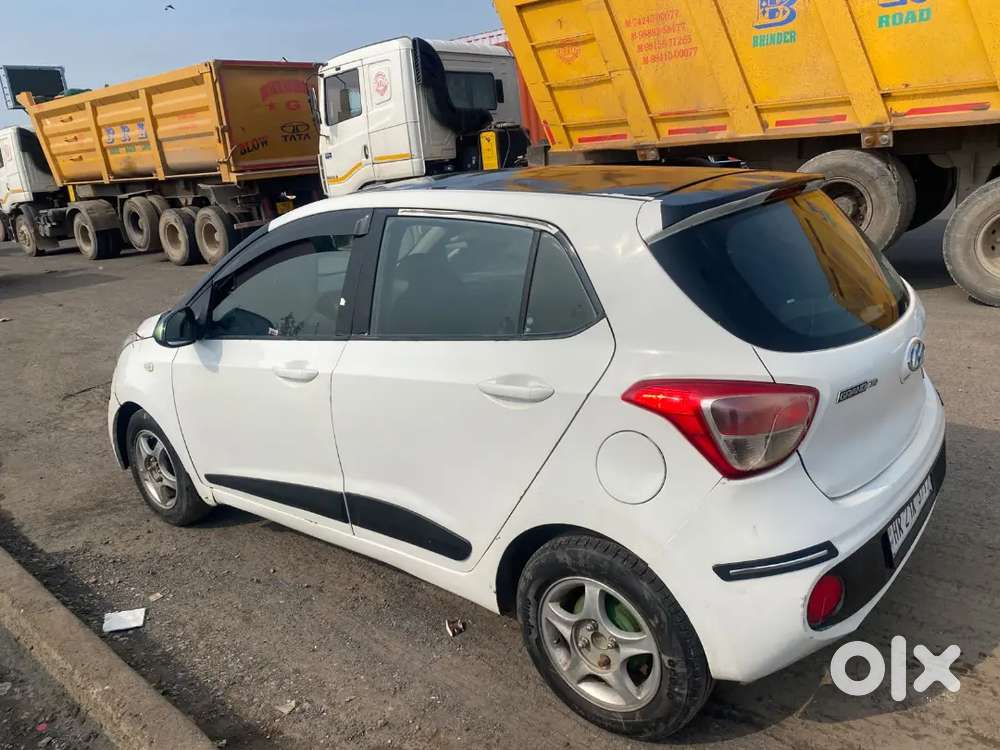 Hyundai Grand I10 Magna 2015 Gaadi Affidavit Pr Milegi Naam Nhi Hogi