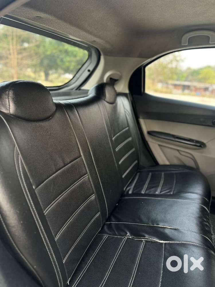 Tata Tiago 1.2 Revotron Xt, 2017, Petrol