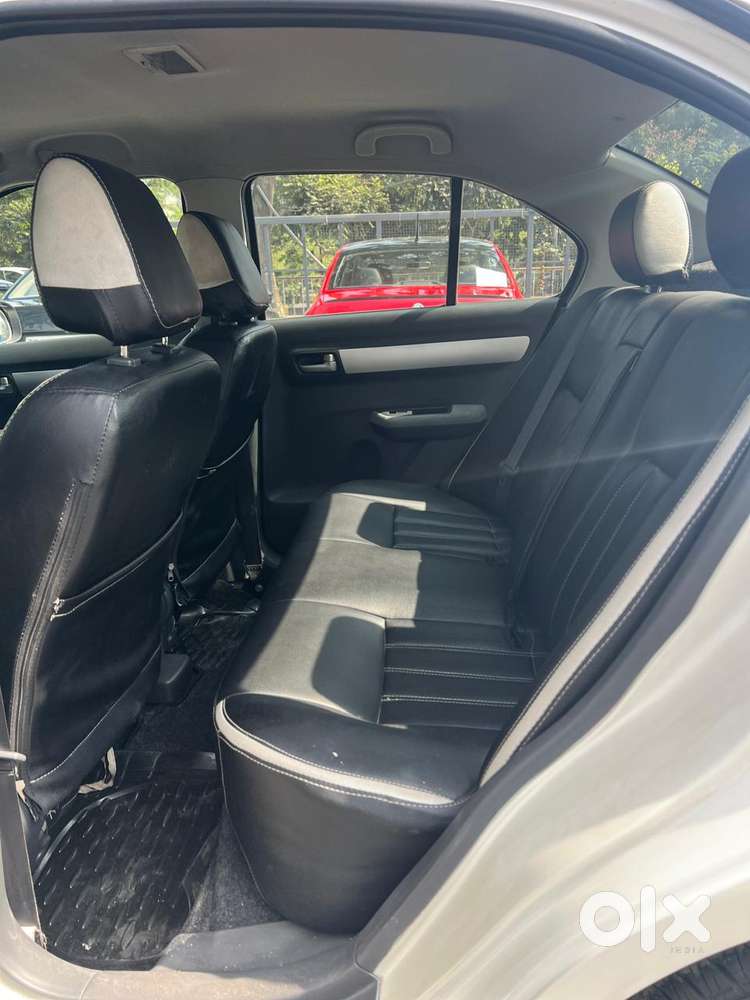 Maruti Suzuki Swift Dzire Vxi, 2011, Petrol