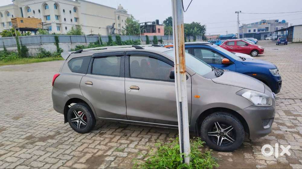 Datsungo Plus 7 Seater All Lethar Seat