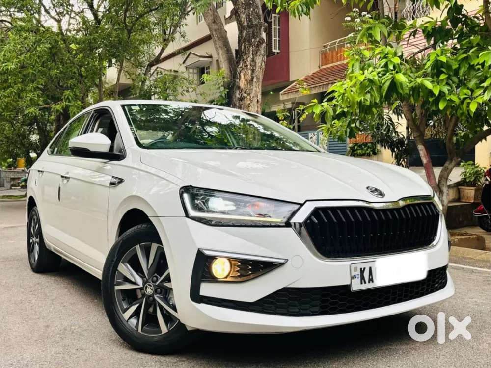 Skoda Slavia Ambition 1.0l Tsi Mt, 2022, Petrol