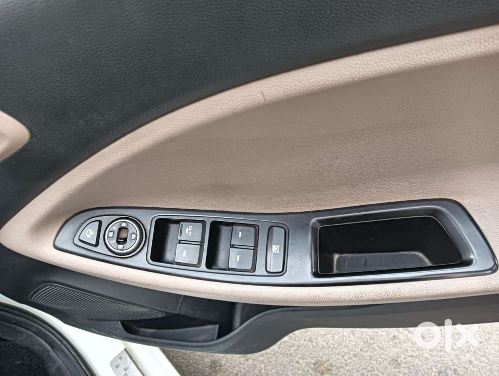 Hyundai I20 Petrol Cvt Asta, 2018, Petrol