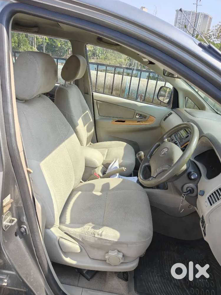 Toyota Innova 2009 Diesel Well Maintained Smooth Engine With No Sound