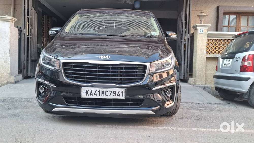 Kia Carnival Premium, 2020, Diesel