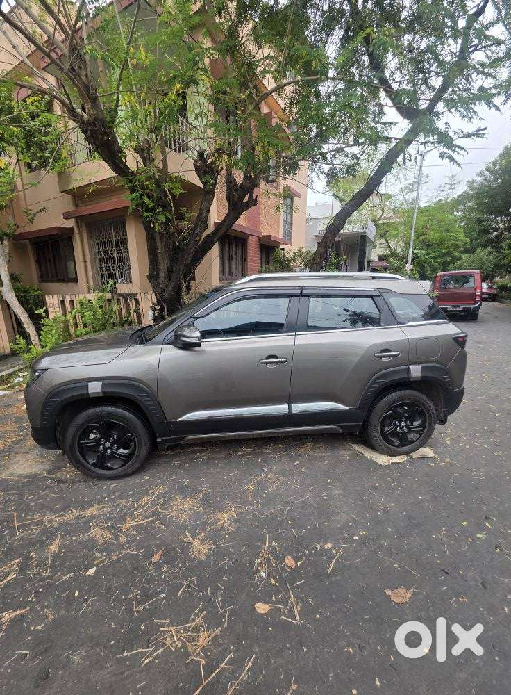 Maruti Suzuki Brezza 1.5 Zxi Plus Smart Hybrid, 2023, Petrol