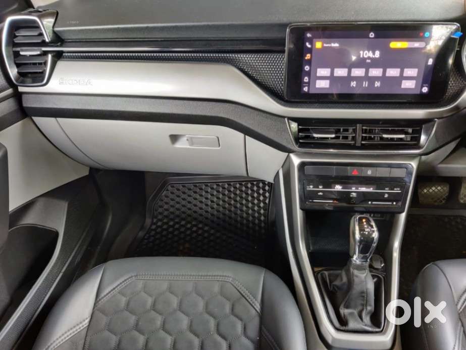 Skoda Kushaq 1.0 Tsi Ambition At, 2022, Petrol