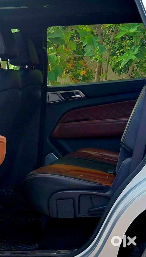 Mahindra Alturas G4, 2019, Diesel