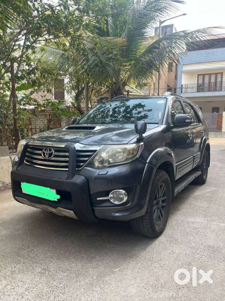 Toyota Fortuner 3.0 4x4 Manual, 2015, Diesel