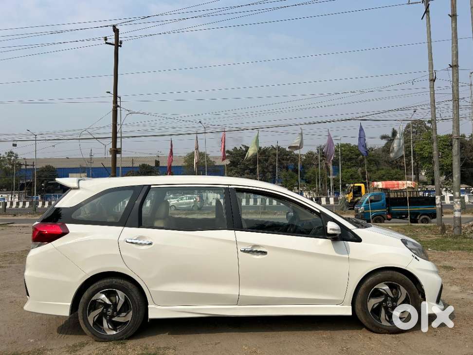 Honda Mobilio, 2014, Diesel