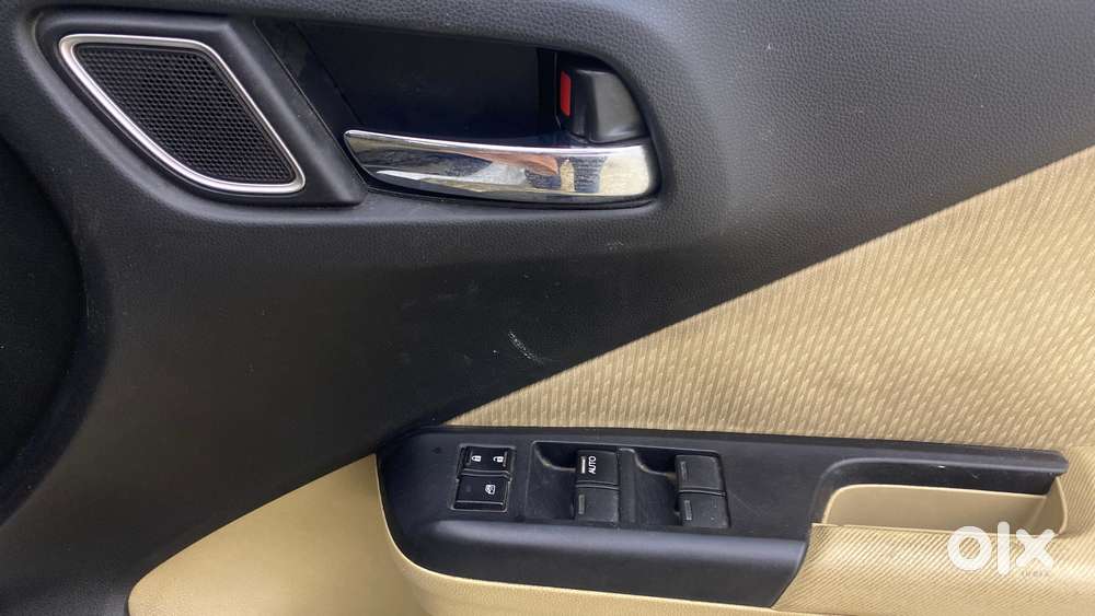 Honda City I-vtec Cvt V, 2018, Petrol