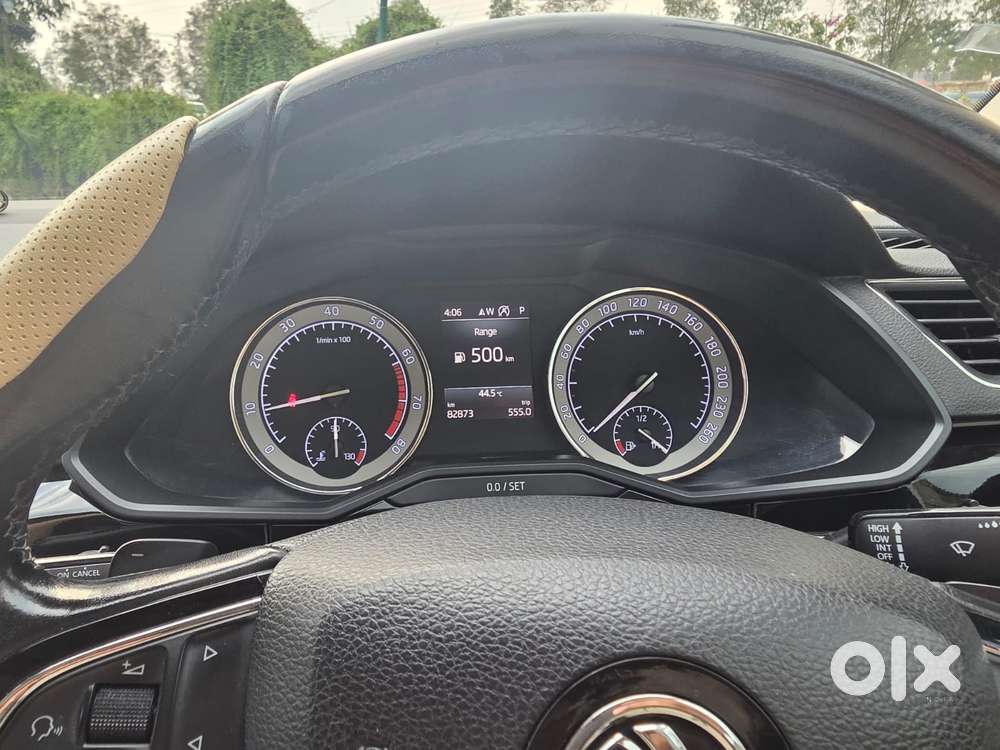 Skoda Superb L&k 1.8 Tsi At, 2020, Petrol