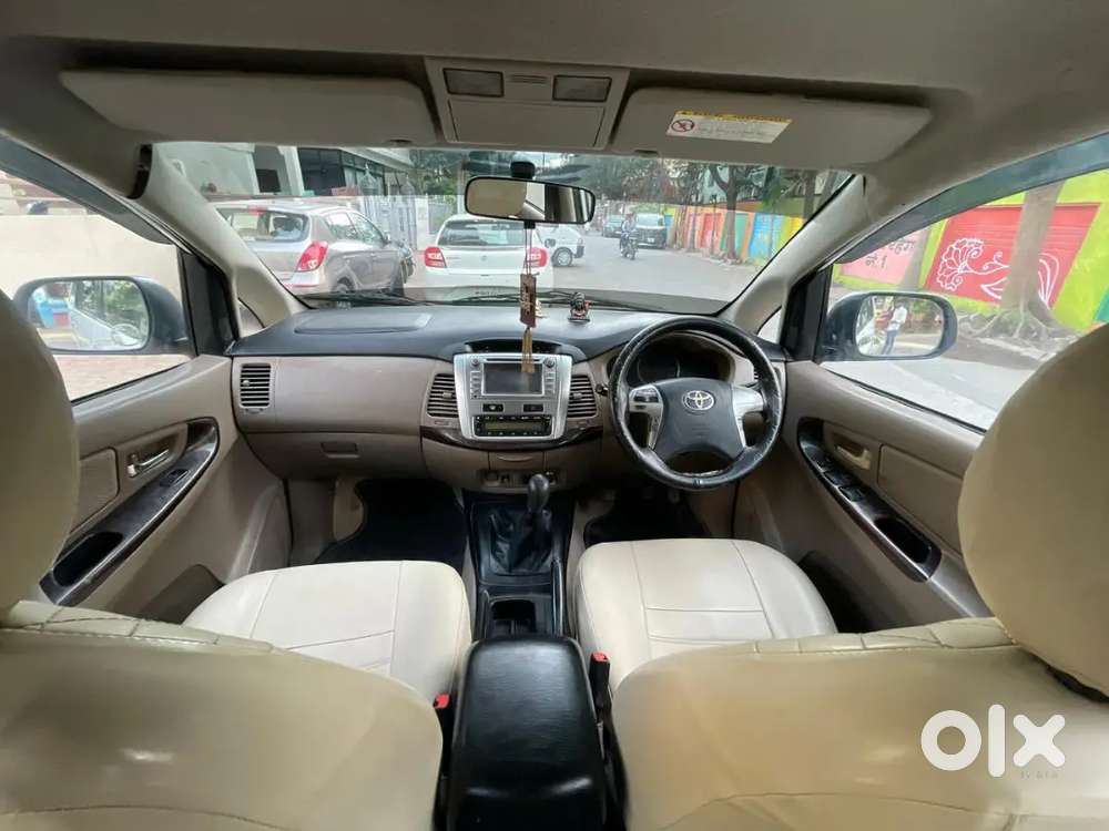 Toyota Innova 2015 Diesel 74000 Km Driven