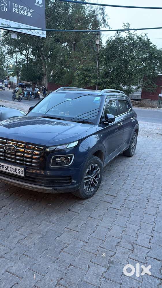 Hyundai Venue Petrol 2022