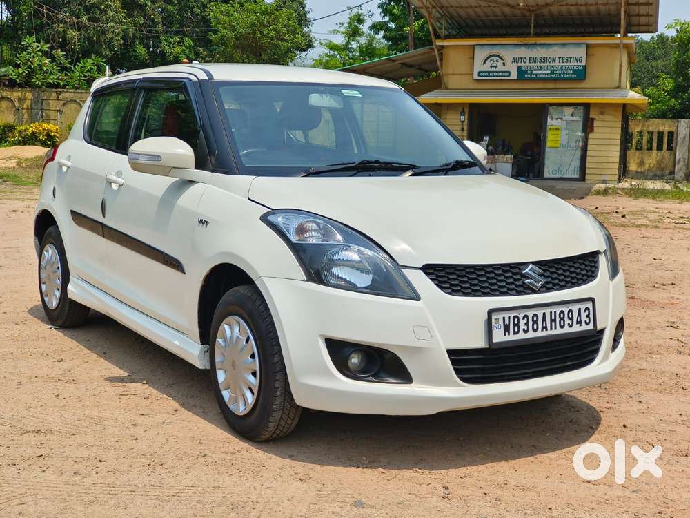 Maruti Suzuki Swift Vxi 1.2 Abs Bs-iv, 2016, Petrol