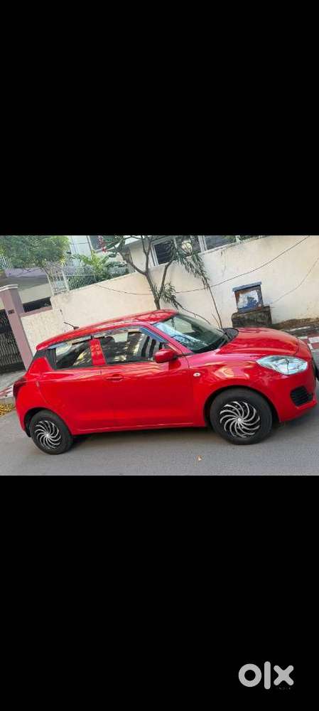 Maruti Suzuki Swift Vxi + Manual, 2021, Petrol