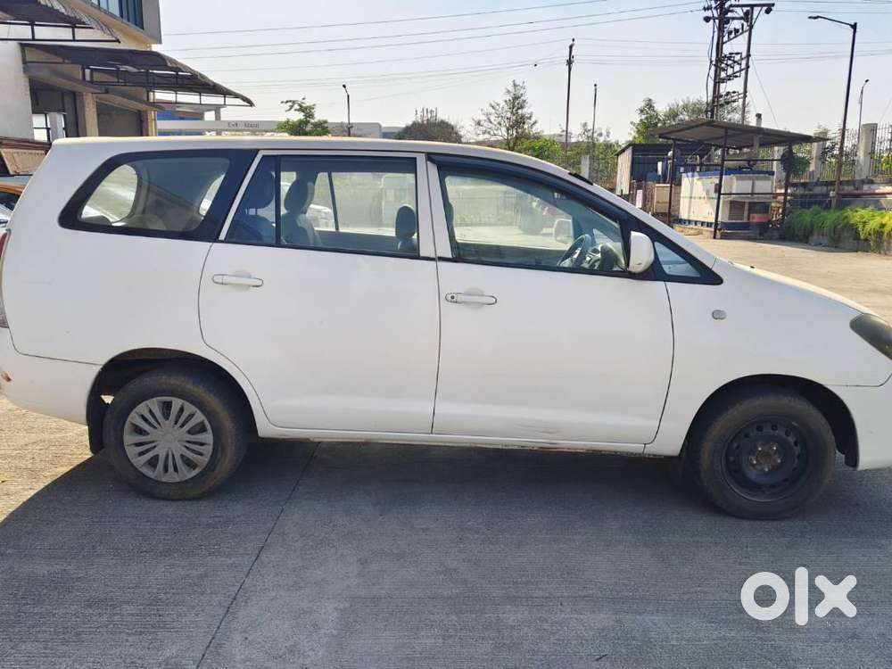 Toyota Innova 2009 Diesel Well Maintained