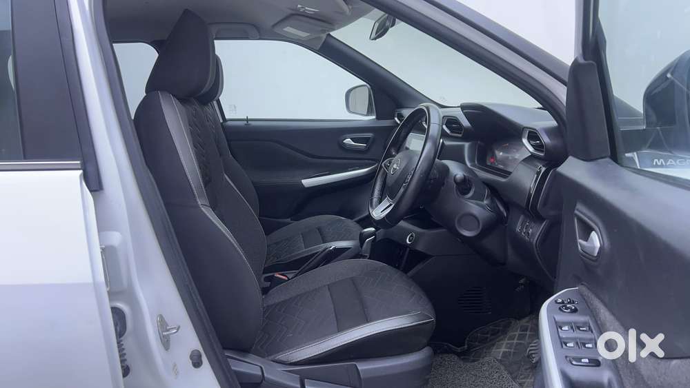 Nissan Magnite 1.0 Xv Premium Turbo Cvt, 2021, Petrol