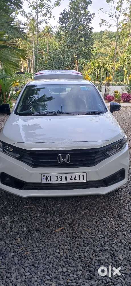 Honda Amaze 2nd Gen 2024 Petrol Automatic 11500 Km Driven